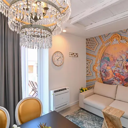 Apartment Good Time
